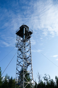 森林防火瞭望塔的特點(diǎn)是什么